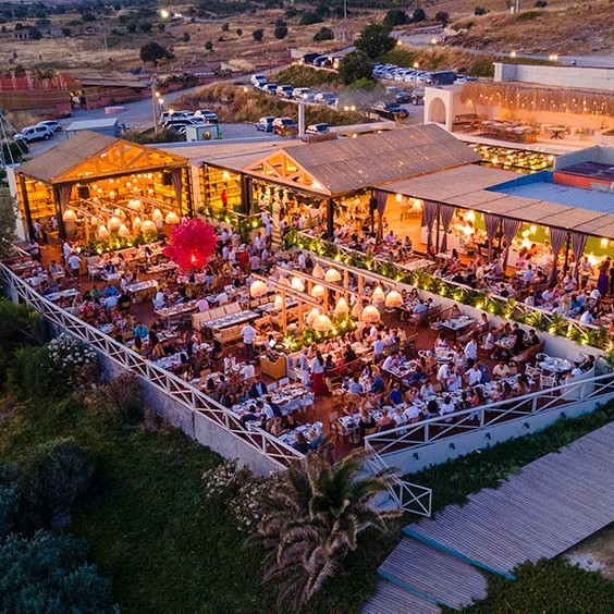 Cabbar Port Alaçatı Yaz Sezonunu Bayramla Birlikte Açıyor