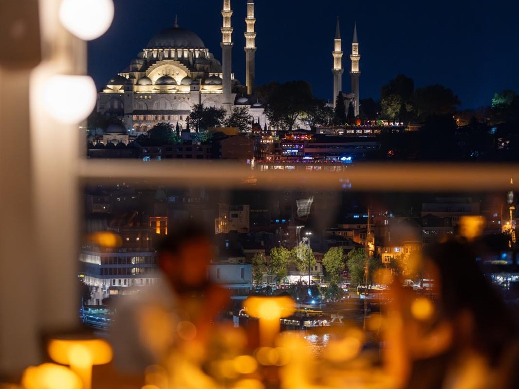 İstanbul’da Yeni Nesil Rooftop Gastronomi