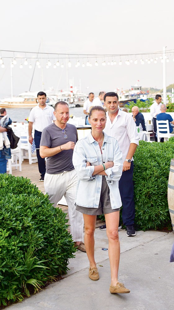 Şamdan Plus Objektifinden Caddelerde Ünlü İsimler