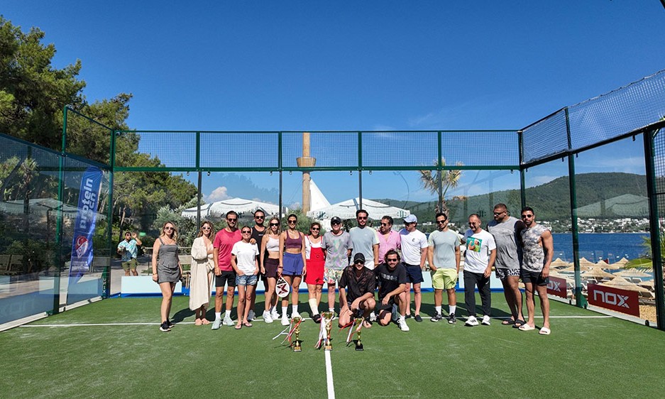 Ünlüler Padel Kortunda Buluştu: Bodrum’da Keyifli Turnuva