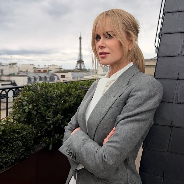 Nicole Kidman’dan Paris’te zamansız şıklık