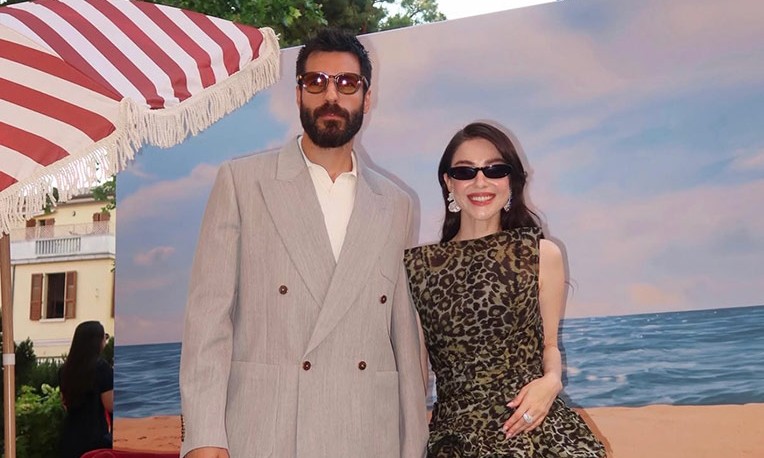 Özge Gürel ve Serkan Çayoğlu, İtalya’da Kırmızı Halıda