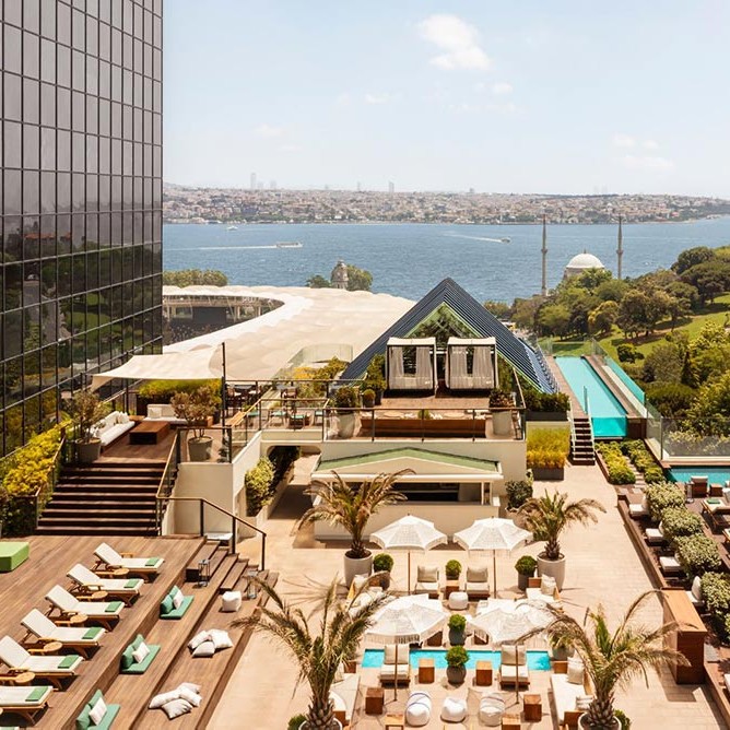 The Ritz-Carlton, Istanbul'a Travel + Leisure'dan üç uluslararası başarı