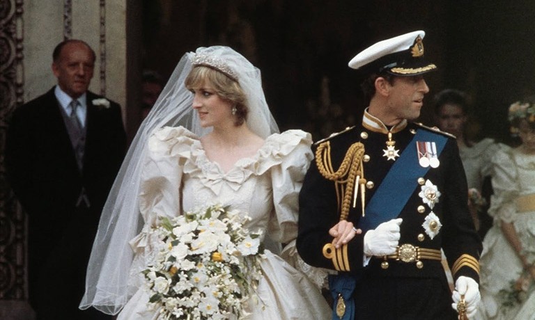Prenses Diana’nın tarihe geçen düğününün üzerinden 45 yıl geçti