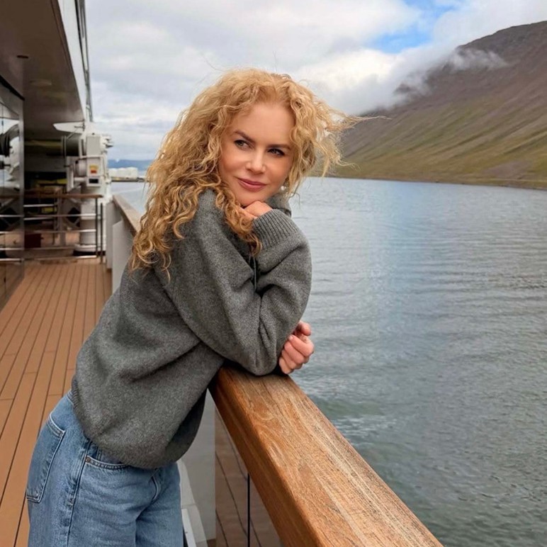 Nicole Kidman’dan İzlanda’da Doğal Kareler