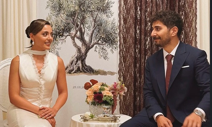 Sıla Türkoğlu ile Ata Ayyıldız Nişanlandı