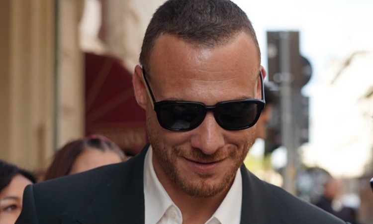 Kerem Bürsin Milano Moda Haftası’nda