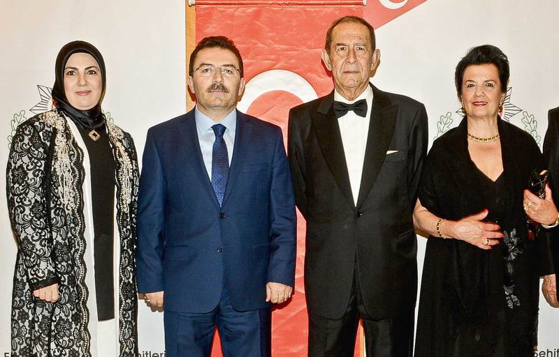 ‘Polis Balosu’na büyük ilgi