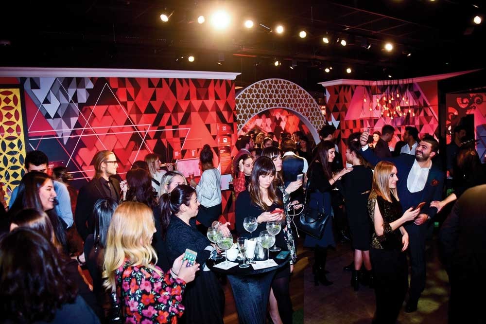 Cosmo'dan müzede sıra dışı yeni yıl partisi