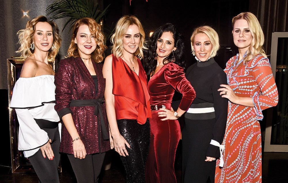 Ünlü markalardan yeni yıl daveti