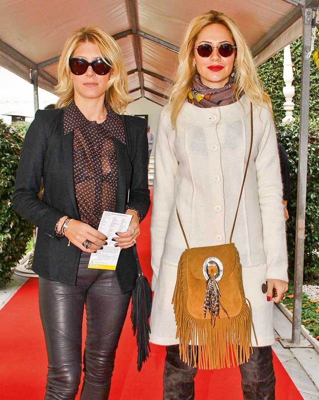 Yardımsever elitler Alışveriş Şenliği'nde buluştu