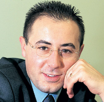 Bu kez Türk modacılar gövde gösterisi yaptı