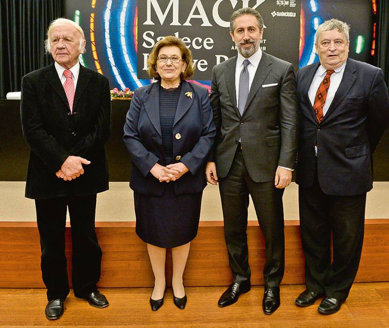 Heinz Mack'ın sergisi için görkemli açılış daveti
