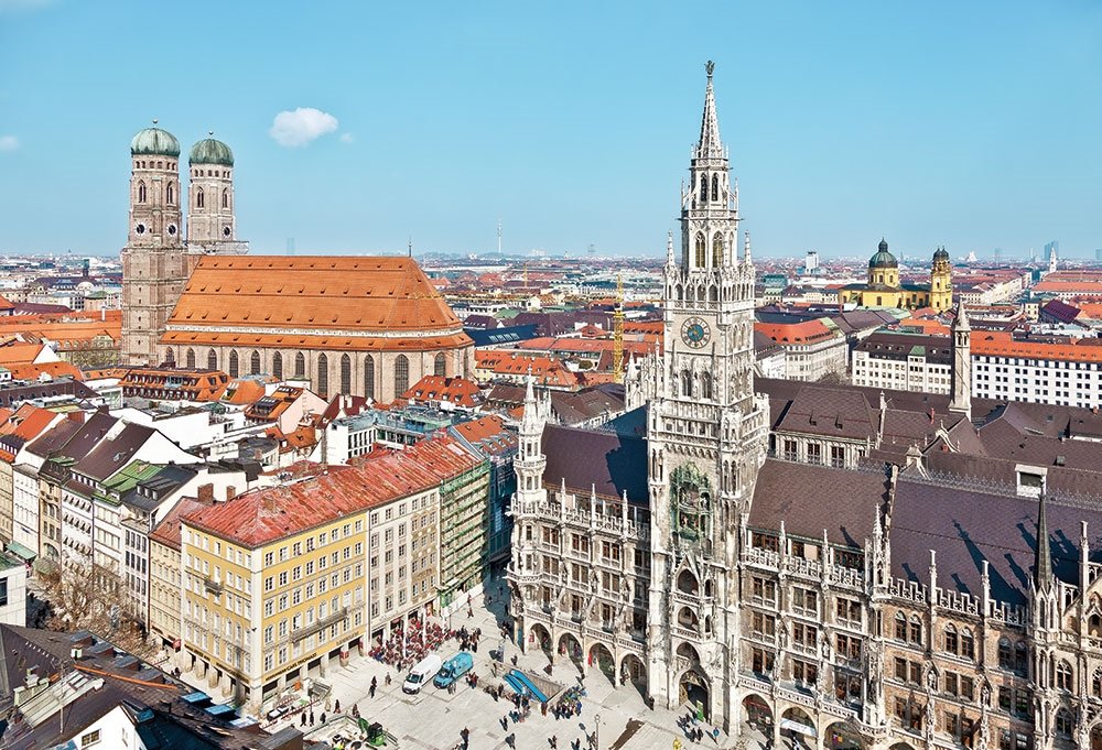 Tarihi kimliğini koruyan modern bir şehir Münih