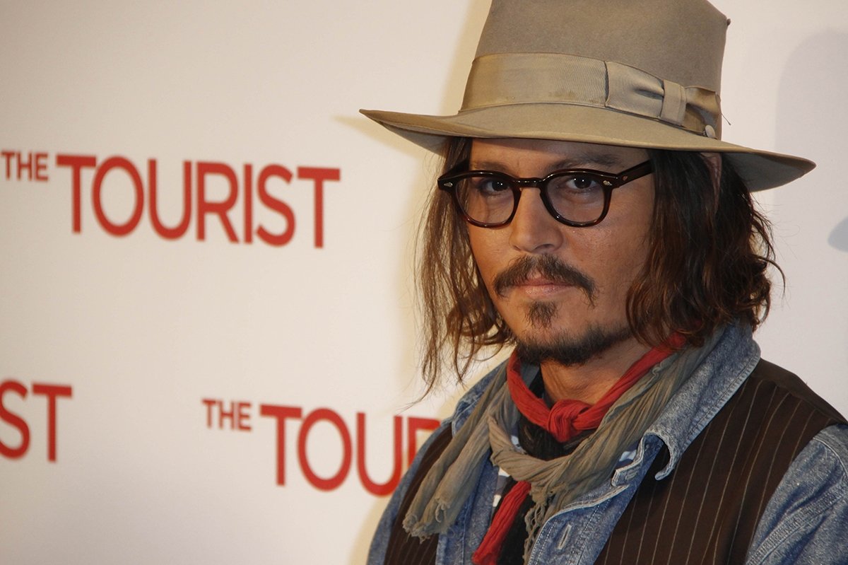 Engin Akyürek, Johnny Deep'i gölgede bıraktı