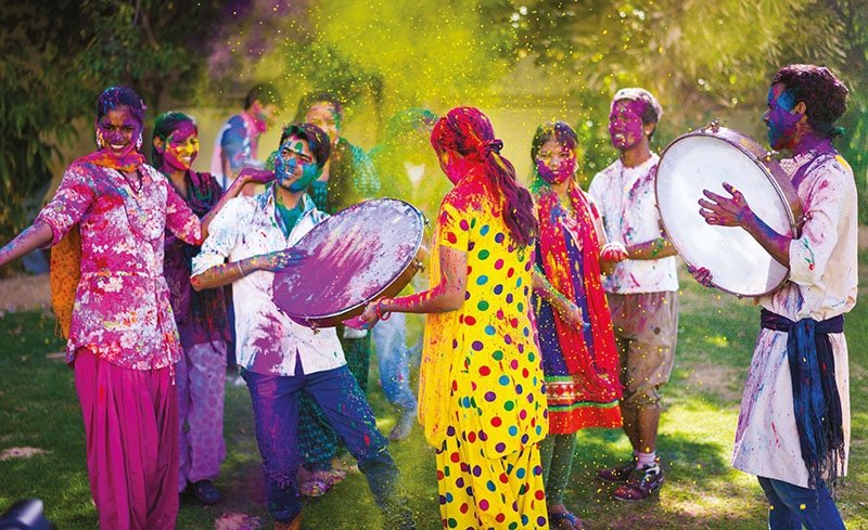Dünyanın en renki festivali 'Holi Festivali'