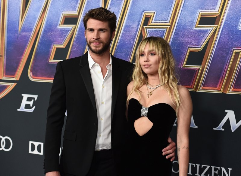 Liam Hemsworth, Miley Cyrus'a boşanma davası açtı