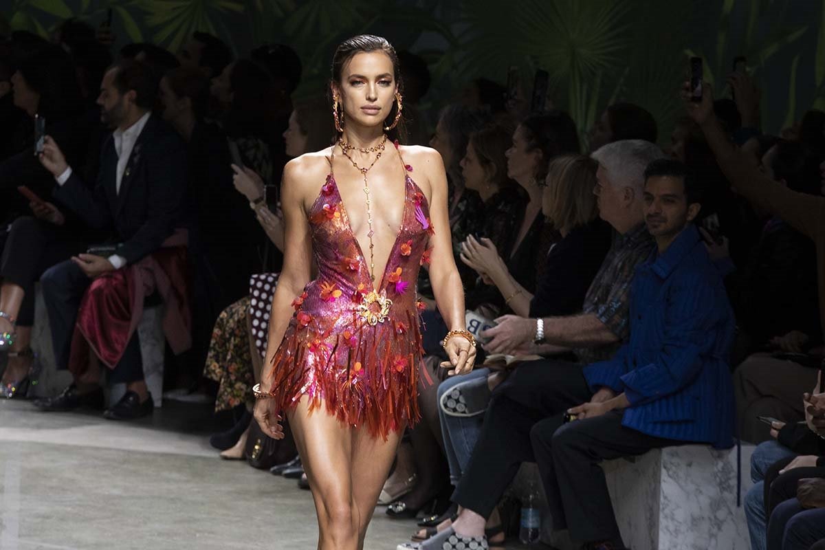 Versace 2020 İlkbahar/Yaz Koleksiyonu