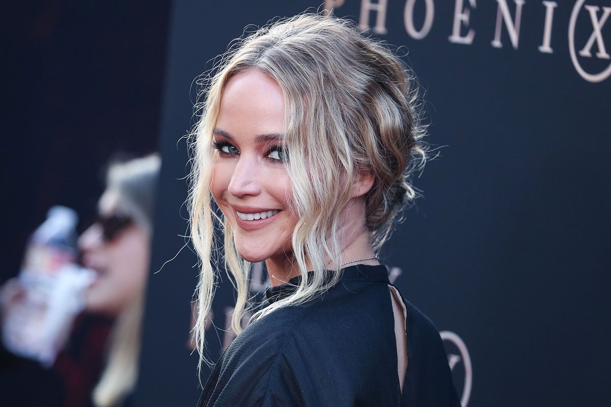 Jennifer Lawrence, 15.6 milyon dolara aldığı evi satışa çıkardı