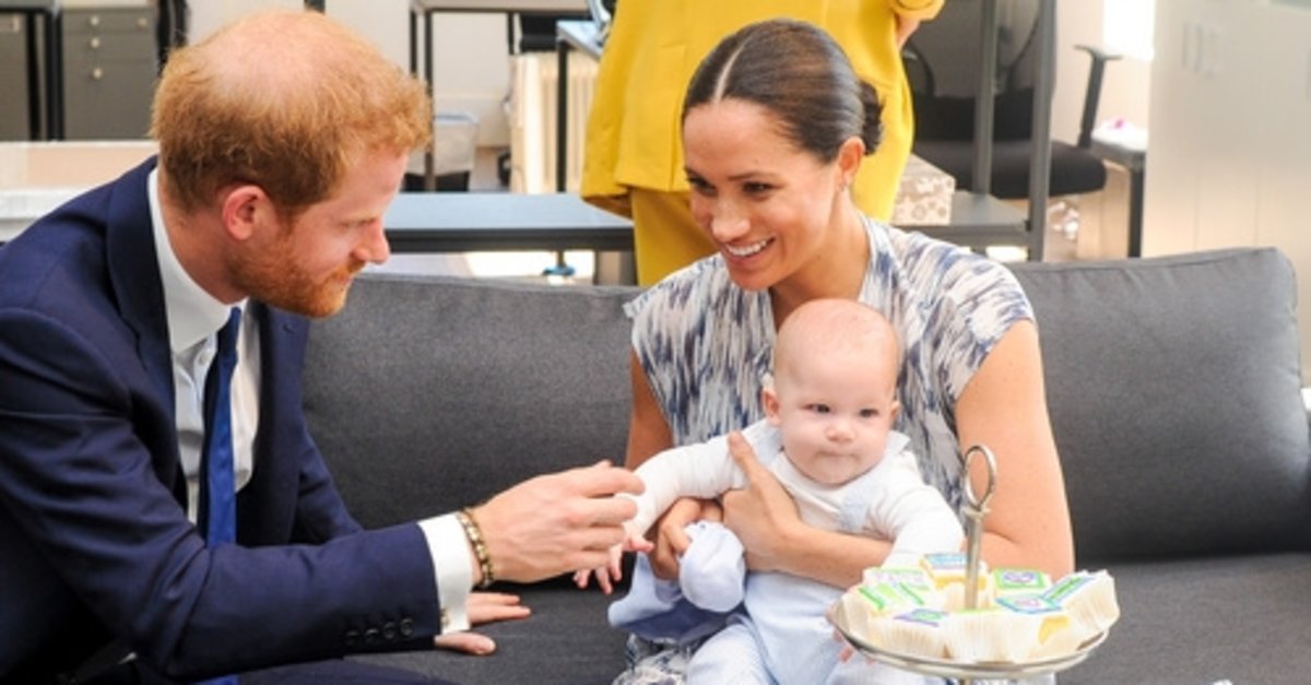 Meghan Markle, Prens Harry ve Archie'den yeni yıl kartı