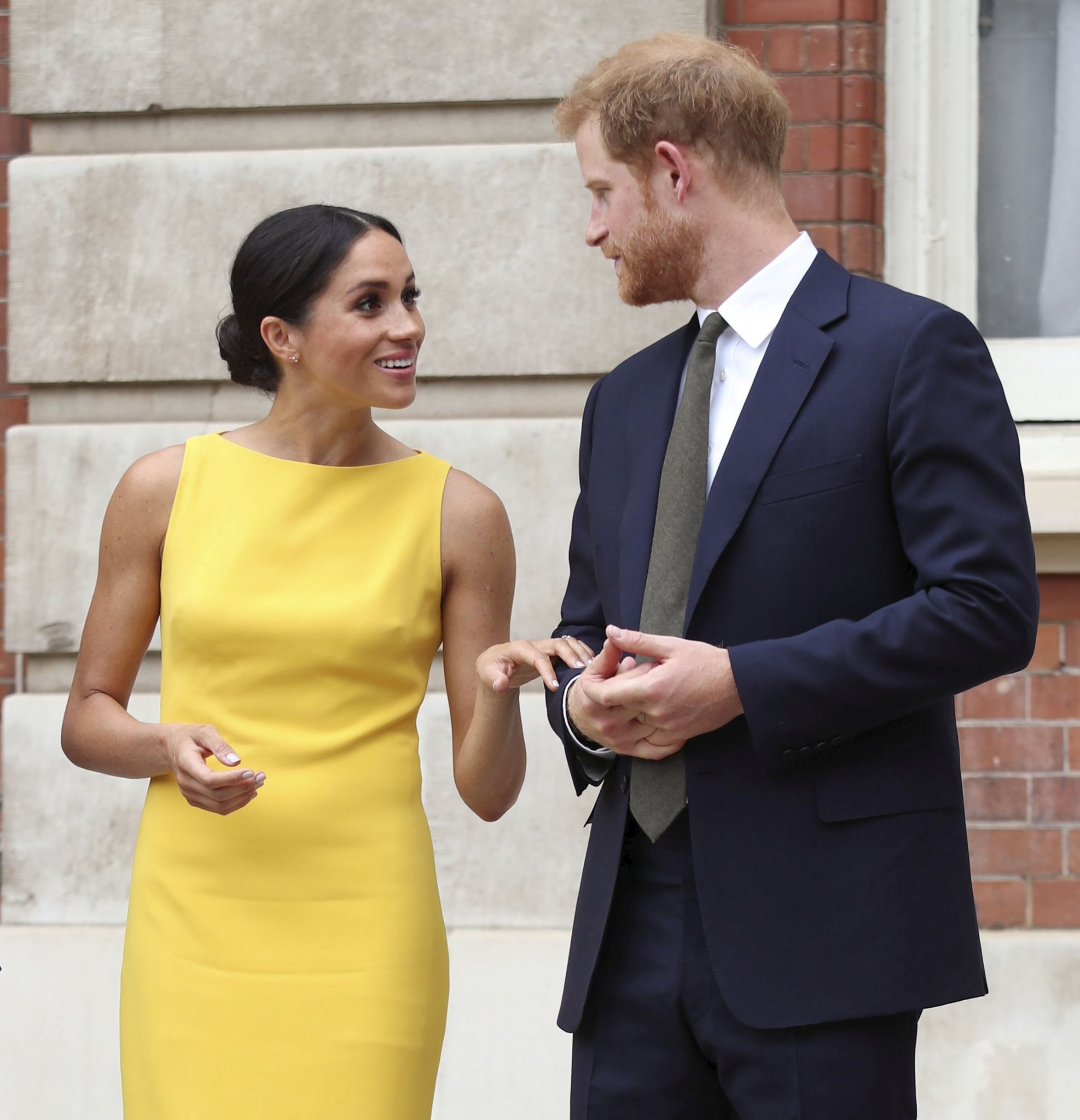 İşte Prens Harry ve Meghan Markle'ın geleceği ile ilgili alınan kararlar...