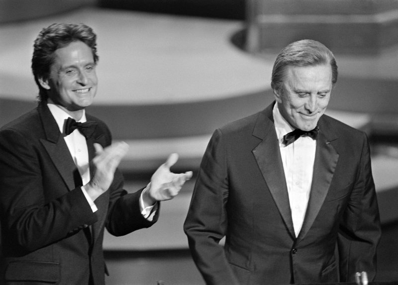 Michael Douglas'ın babası Kirk Douglas, hayatını kaybetti