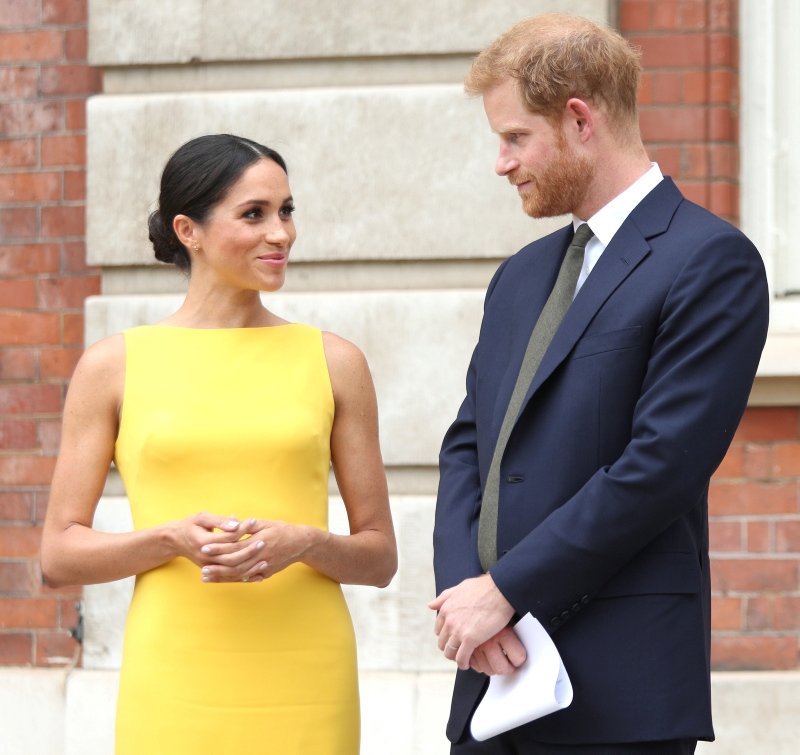 Meghan Markle ve Prens Harry’den ilk iş anlaşması geldi!