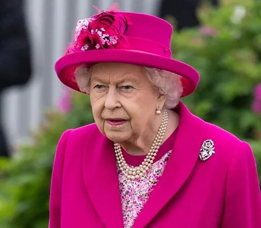 Kraliçe Elizabeth, halka sesleniş konuşması yaptı: ''Daha iyi günler geri dönecek''