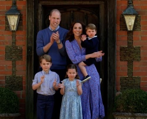 Prens William, Kate Middleton ve çocukları sağlık çalışanları için alkış eylemine katıldı