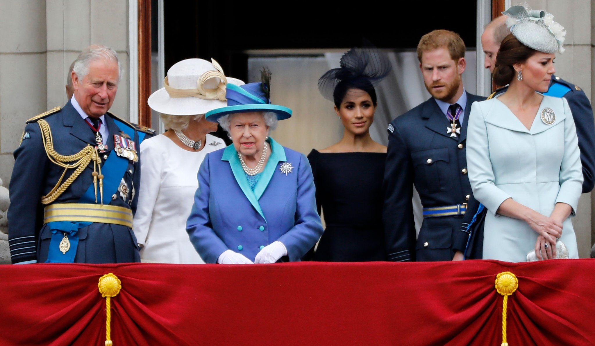 Trooping The Colour geçidi bu yıl sadece 20 dakika sürecek