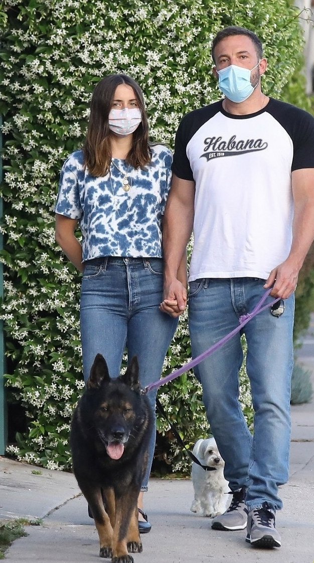 Ben Affleck  ve Ana de Armas'ın özel tatili!