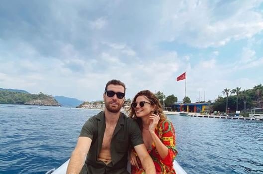 Ezgi Eyüboğlu ve Oğulcan Engin'in tatil keyfi