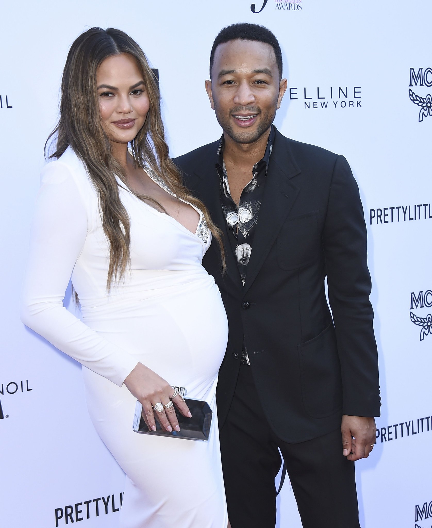 Chrissy Teigen, bebeğini kaybetti