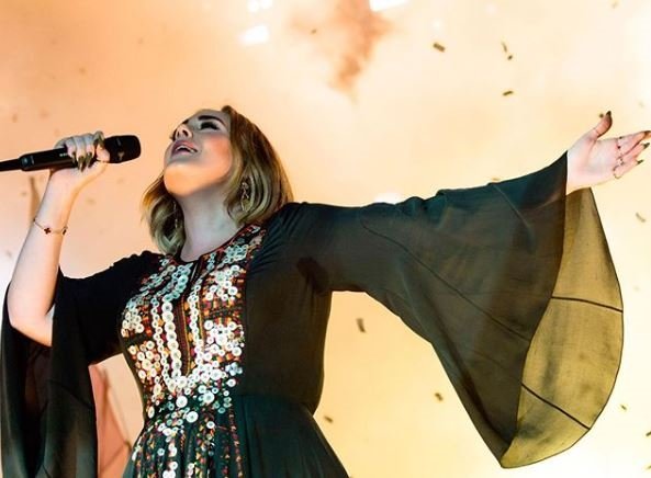 Adele: ''Beni son görüşünüzden beri çok farklı olduğumu biliyorum''