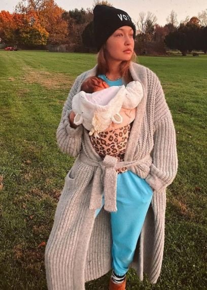 Gigi Hadid, 4 ay önce dünyaya gelen kızının adını açıkladı