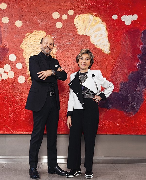 Nezih Barut, Nesrin Barut Esirtgen: ''Hayatın zorluklarına karşı en etkili ilaç sanattır''