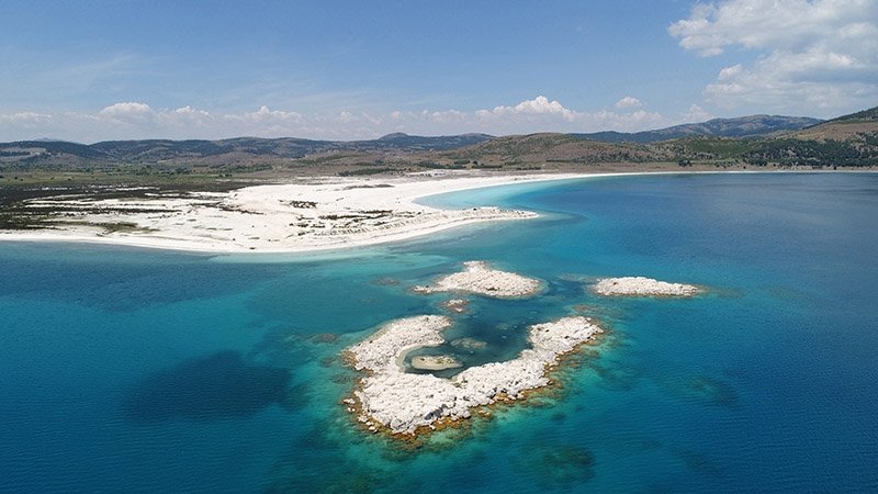 Salda Gölü'nde anlamlı yürüyüş