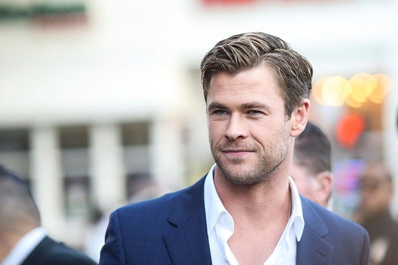 Chris Hemsworth'e eşi ve çocuklarından doğum günü sürprizi