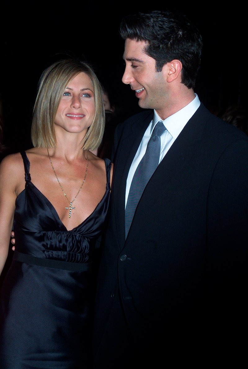 David Schwimmer, Jennifer Aniston'la aşk mı yaşıyor?