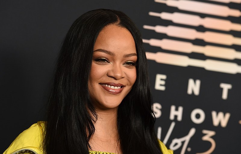 Rihanna, 15 milyon dolar bağışta bulundu