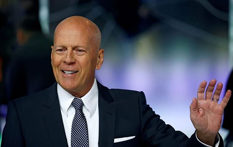 Bruce Willis mülklerini satmaya başladı!