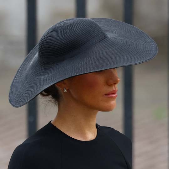 Meghan Markle gözyaşlarını tutamadı