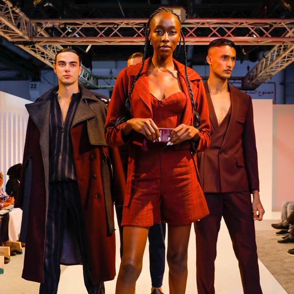 Emre Erdemoğlu yeni koleksiyonunu tanıttı