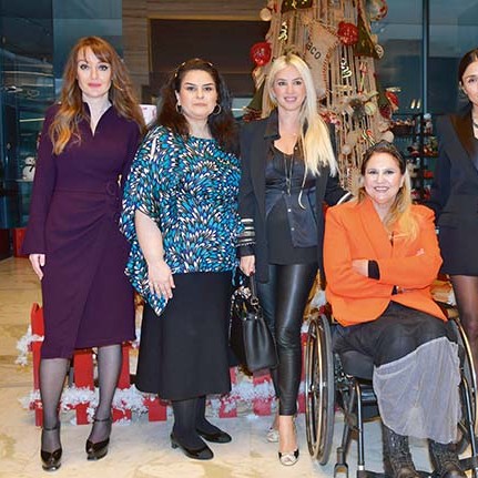 Sürdürülebilir yılbaşı ağacı tasarladılar