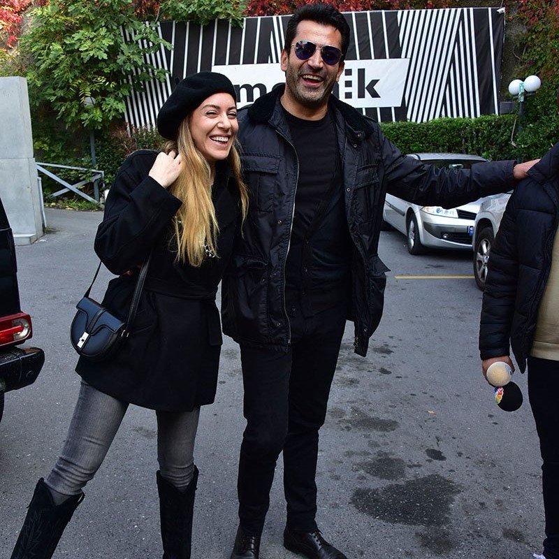 İkinci kez anne olmaya hazırlanan Sinem Kobal'dan yeni poz