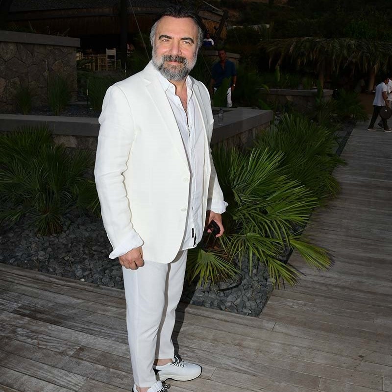 Oktay Kaynarca'nın bu cihana sığmaz bir yüreği var