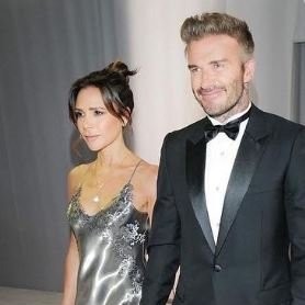Victoria Beckham 'ın 2.6 milyon dolar değerindeki elması kolyesi 23 yıllıkmış!