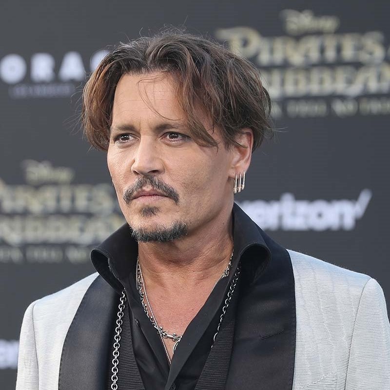 Johnny Depp'in yeni sevgilisi avukatı Joelle Rich