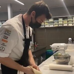 Hamarat Kıvanç Tatlıtuğ