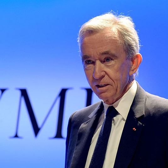 Bernard Arnault, Dior'un yönetimini kızına devretti
